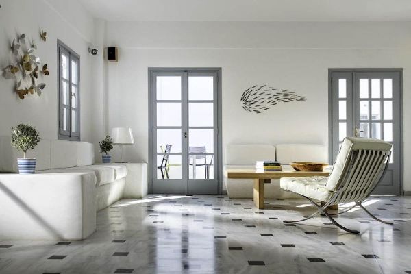 Hotel 28 (Santorini)